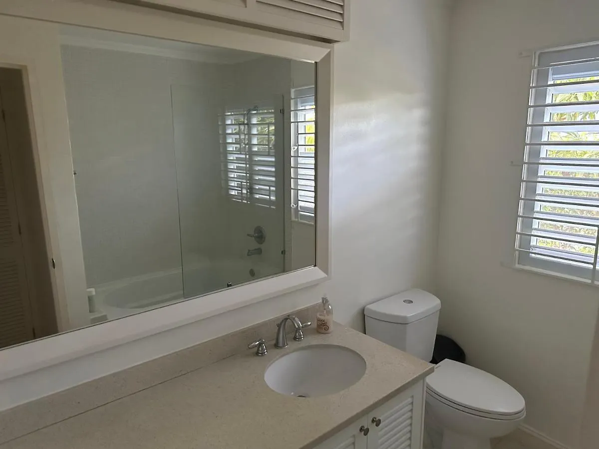 Cool-Shade Home At Richmond Estates Ocho Rios 0*,